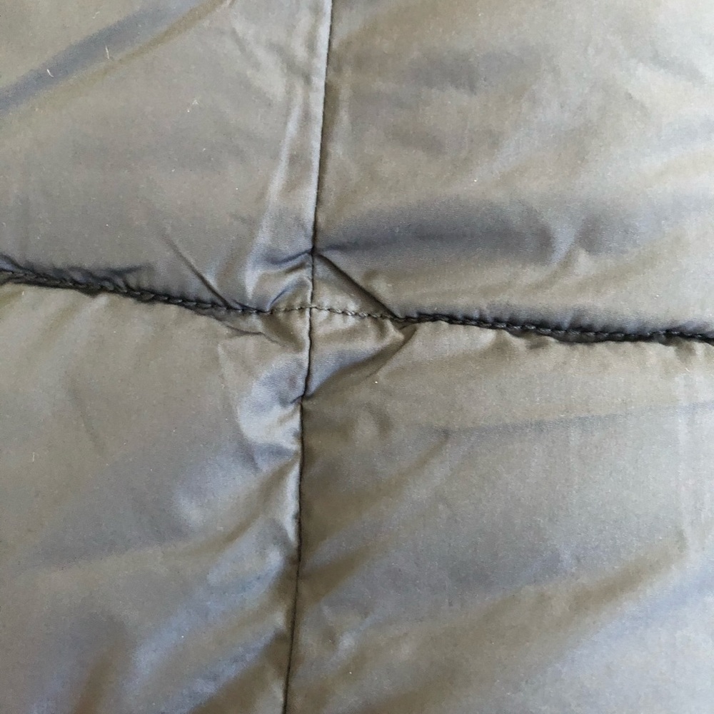 Grey vest - Picture 3 of 3